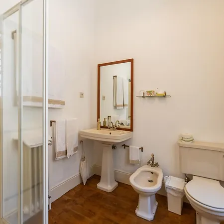 Alojamento de Turismo Rural Casa D' Alem *