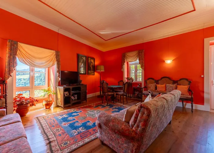 Casa D' Alem Фермерский дом Мезан-Фриу