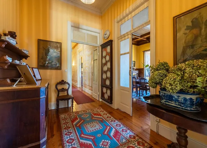 Casa D' Alem Фермерский дом Мезан-Фриу